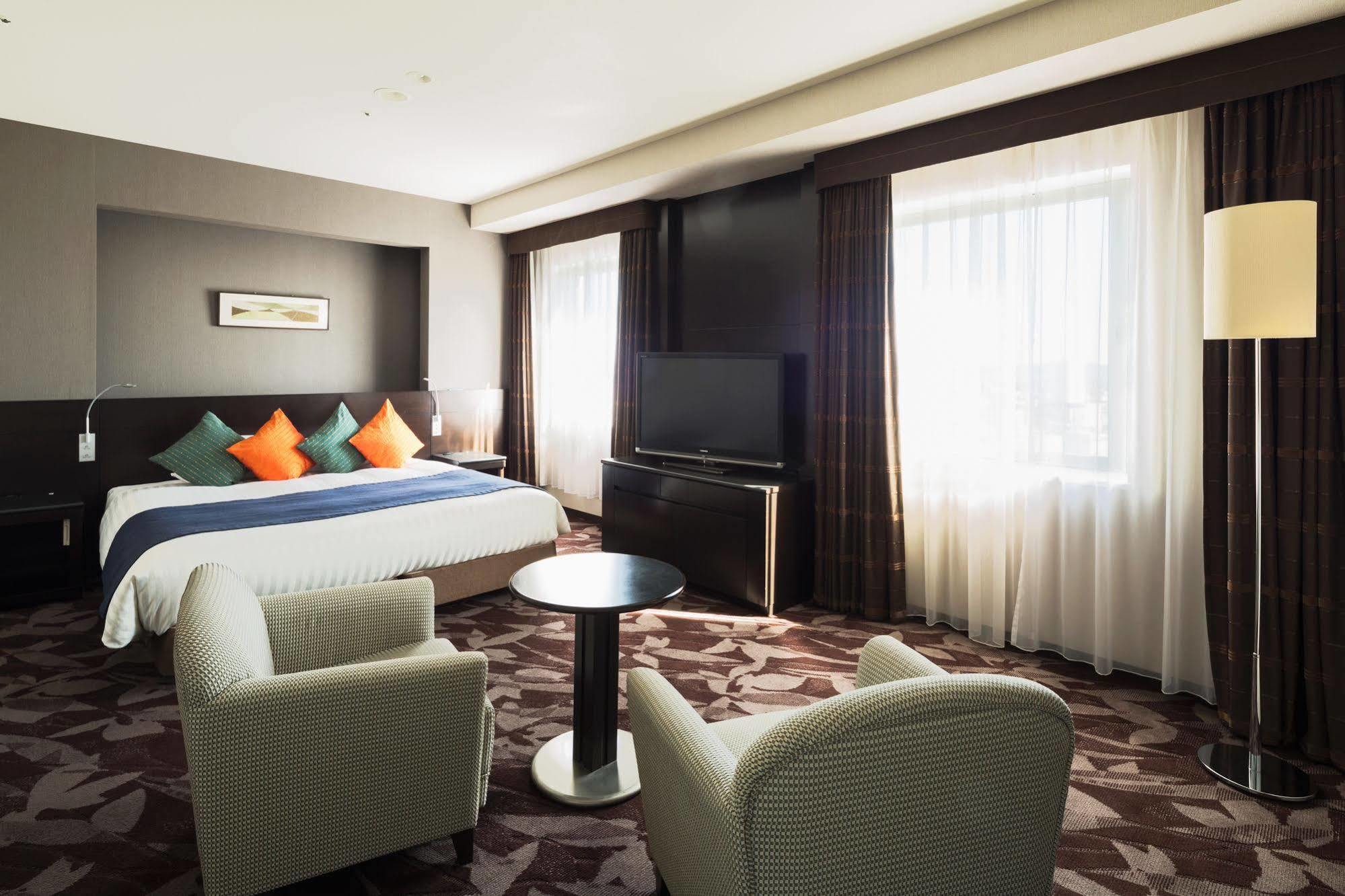 Jr-East Hotel Mets Тачикава Екстериор снимка