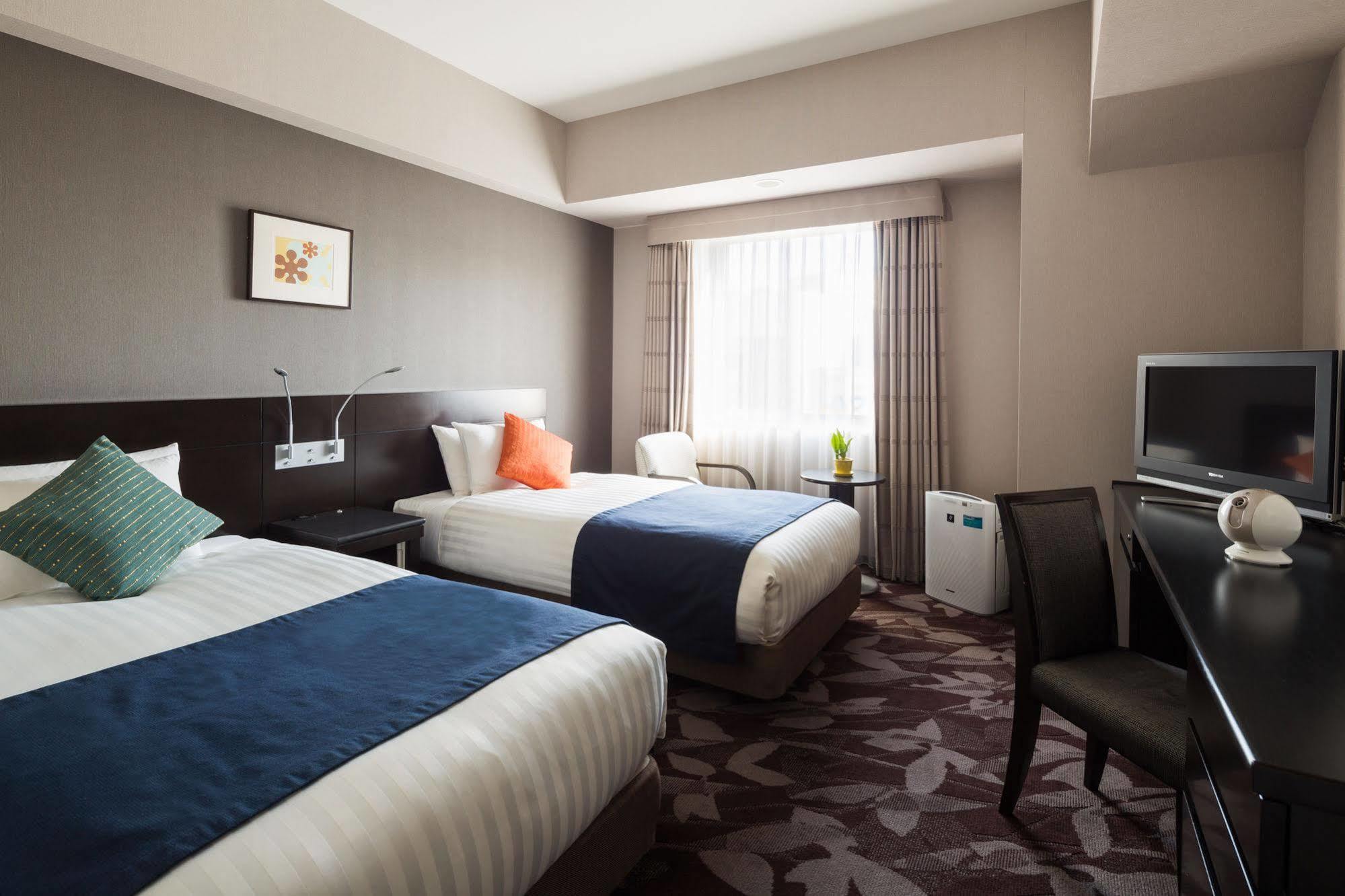Jr-East Hotel Mets Тачикава Екстериор снимка
