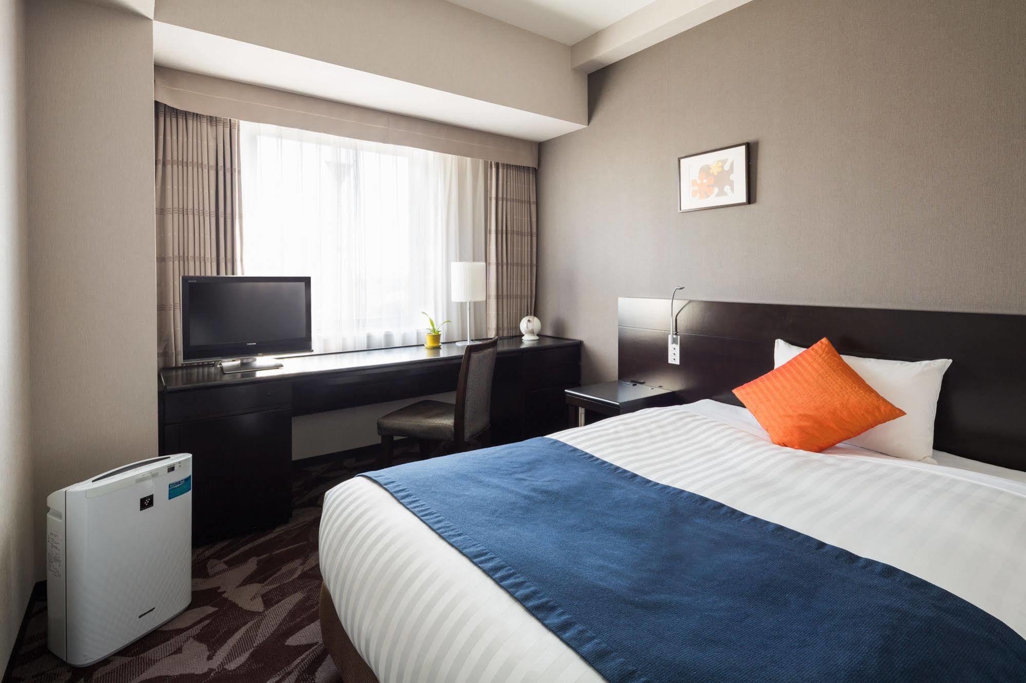 Jr-East Hotel Mets Тачикава Екстериор снимка
