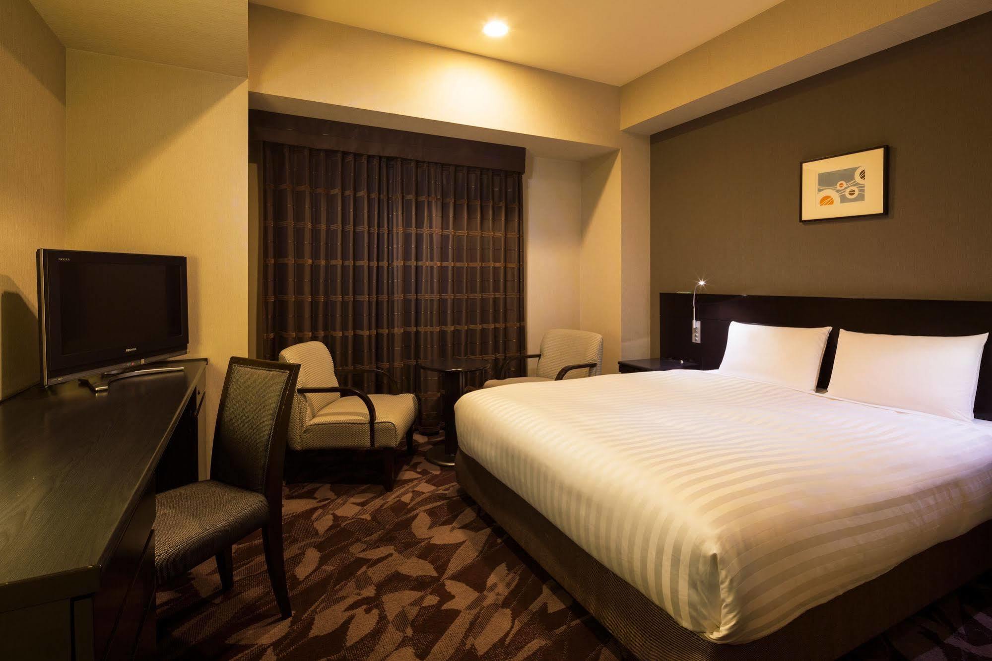 Jr-East Hotel Mets Тачикава Екстериор снимка